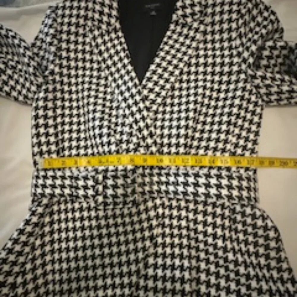 Tahari ASL Houndstooth Blazer / Jacket – Size 12 – Excellent Condition - Picture 3 of 6